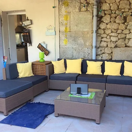 Gites La Charrue Guest house Vieux-Mareuil