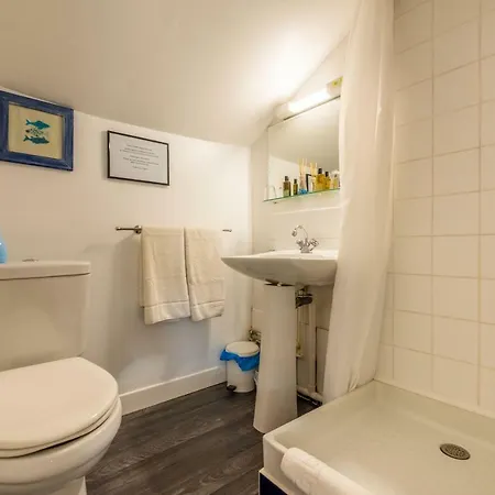 Gites La Charrue Guest house *