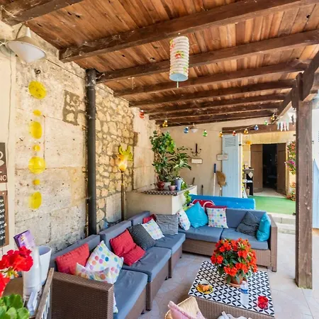Gites La Charrue Guest house